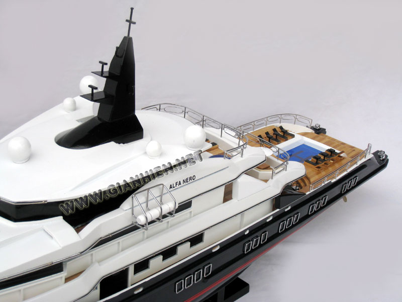 ALFA NERO MODERN YACHT, yacht model Alfa Nero, Hand-crafted Alfa Nero yacht model, hand-made alfa nero model, yacht model alfa nero, display model alfa nero, yacht model for display, alfa nero cayman island yacht model, hand-made yacht model alfa nero, alfa nero for display, alfa nero luxury yacht