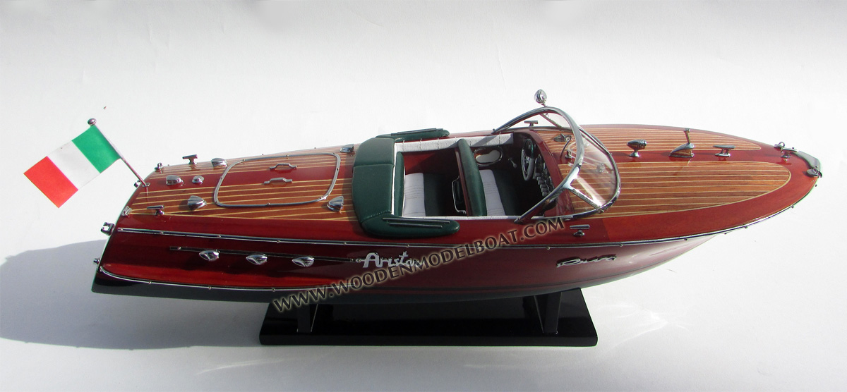 Riva Ariston boat, Riva Ariston, Riva Ariston speed boat, Riva Ariston boat model, Riva Ariston wooden model boat, Riva Ariston handmade, Riva Ariston handcrafted, Italia boats, handcrafted Riva Ariston, Quality model boat Riva Ariston, scale model boat Riva Ariston, display model boat Riva Ariston, wooden model boat