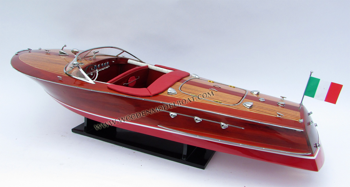 Riva Ariston, Riva Ariston speed boat, Riva Ariston boat model, Riva Ariston wooden model boat, Riva Ariston handmade, Riva Ariston handcrafted, Italia boats, handcrafted Riva Ariston, Quality model boat Riva Ariston, scale model boat Riva Ariston, display model boat Riva Ariston, wooden model boat