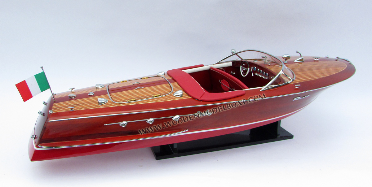 Riva Ariston boat, Riva Ariston, Riva Ariston speed boat, Riva Ariston boat model, Riva Ariston wooden model boat, Riva Ariston handmade, Riva Ariston handcrafted, Italia boats, handcrafted Riva Ariston, Quality model boat Riva Ariston, scale model boat Riva Ariston, display model boat Riva Ariston, wooden model boat