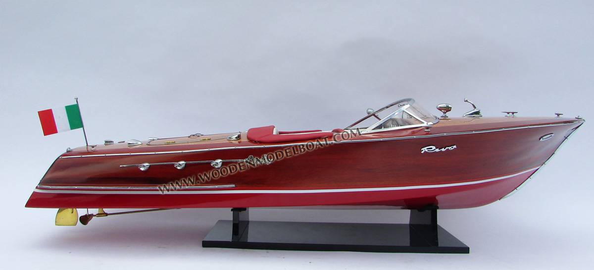 Model Riva Ariston scale 1/5 ready for RC, Riva Ariston, Riva Ariston speed boat, Riva Ariston boat model, Riva Ariston wooden model boat, Riva Ariston handmade, Riva Ariston handcrafted, Italia boats, handcrafted Riva Ariston, Quality model boat Riva Ariston, scale model boat Riva Ariston, display model boat Riva Ariston, wooden model boat