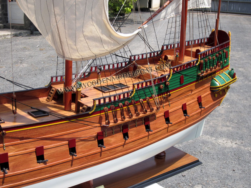 bootmodel Batavia, Batavia, Batavia tall ship, Batavia historic ship, Batavia wooden model ship, Batavia model handicrafted ship, Batavia model handicraft boat, Batavia wooden model boat handicraft, model historic ship Batavia, model handicrafted ship Batavia, historic ship Batavia, Replica ship model Batavia, scale model ship Batavia