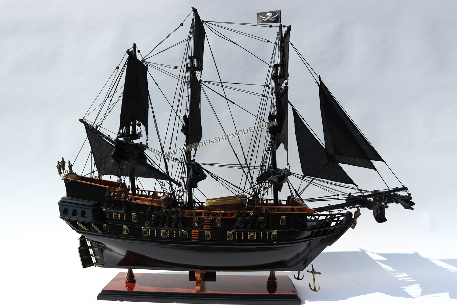 wooden ship model Black Pearl 