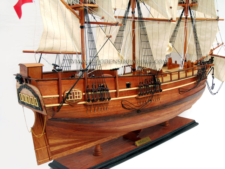 Model Ship HMS Bounty ready for display, bounty; the bounty; hms bounty; tall ship; the bounty ship; bounty ship; hms; tallship; bounty hms; bounty ii; Captain Bligh HMS Bounty, wooden model ship bounty, ship model bounty open hull, open hull ship model bounty, quality model ship bounty, woodenshipmodel bounty, HMAV Bounty ship model, HMS Bounty historic ship, HMS Bounty tall ship, HMS Bounty wooden model ship, HMS Bounty model historic ship, model historic ship HMS Bounty, model British ship HMS Bounty