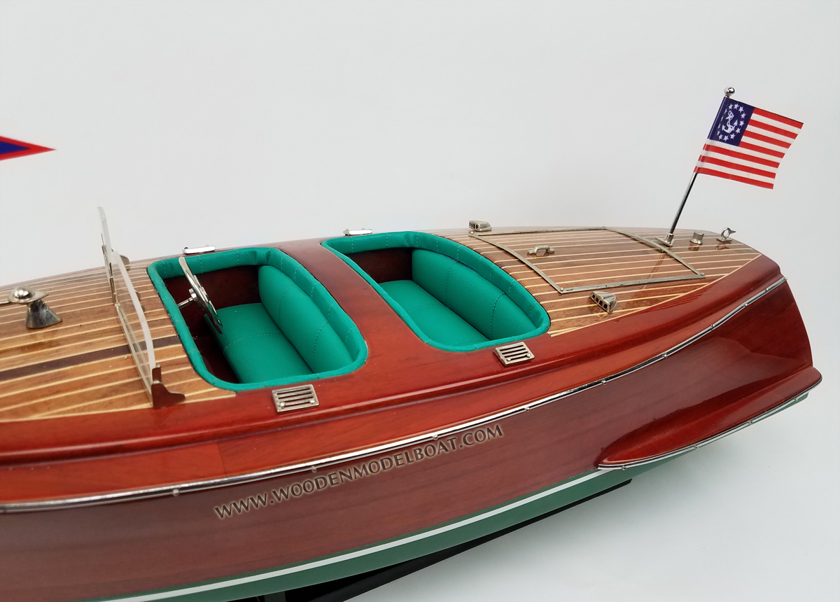 chris craft deluxe model, model boat chris craft, wooden model boat chris craft deluxe, deluxe chris craft boat, wooden boat chris craft, wooden model boat chris craft deluxe, hand-crafted chris craft model boat, MODEL BOAT CHRIS CRAFT DELUXE RUNABOUT 1942, Chris Craft DELUXE RUNABOUT 1942 model American speed boat, Chris Craft DELUXE RUNABOUT 1942 wooden ship model