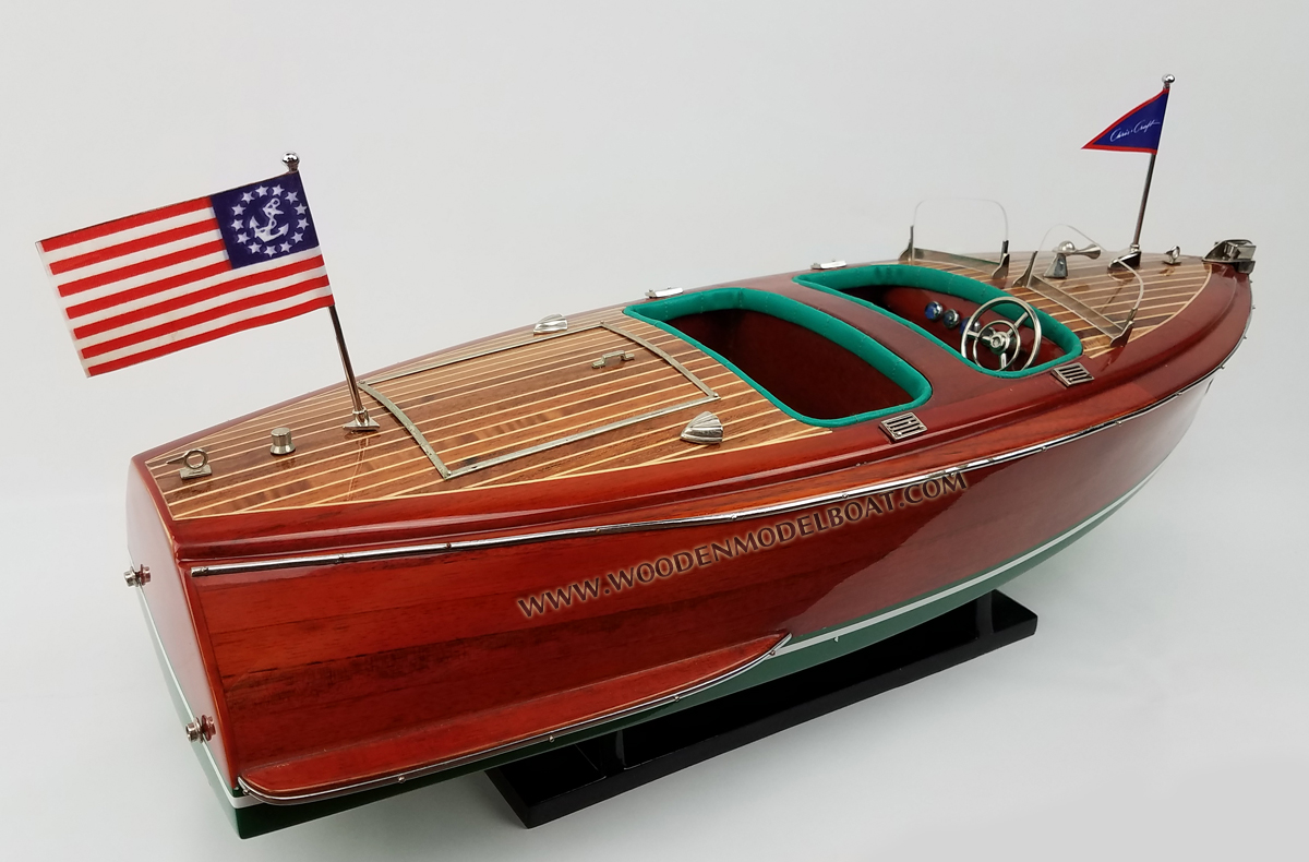 qualitymchris craft deluxe model, model boat chris craft, wooden model boat chris craft deluxe, deluxe chris craft boat, wooden boat chris craft, wooden model boat chris craft deluxe, hand-crafted chris craft model boat, MODEL BOAT CHRIS CRAFT DELUXE RUNABOUT 1942, Chris Craft DELUXE RUNABOUT 1942 model American speed boat, Chris Craft DELUXE RUNABOUT 1942 wooden ship modelodelboats CHRIS CRAFT DELUXE RUNABOUT