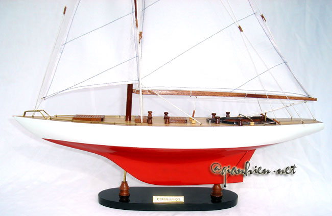 MODEL YACHT CONSTELLATION, Model yacht Constellation, Constellation AMERICA'S CUP COLLECTION, Constellation craft boat, Constellation J-class yacht, Constellation designed by Charles Ernest Nicholson, Constellation built in 1933 by Camper and Nicholsons at Gosport, Hampshire, hand-made Constellation yacht model, Constellation J Class model yacht, wooden yacht model Constellation, J class yacht Constellation shamrock endeavour, J class yacht Britannia, Endeavour and Shamrock V