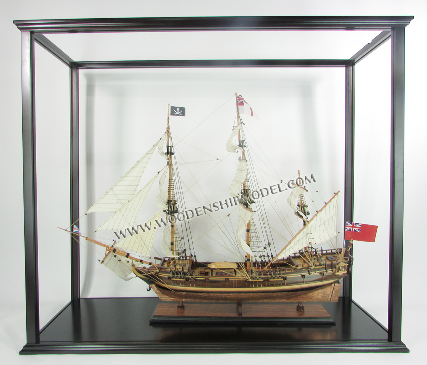 Display case for historic ships, training ships, schooners, sailing boats, assemble display case, display case for historic ships, display case for tall ships, display case for trainign ships, display cases for sailing boats, wooden display case, wood self-assemble display cases, diy display cases, table display cases, floor display cases