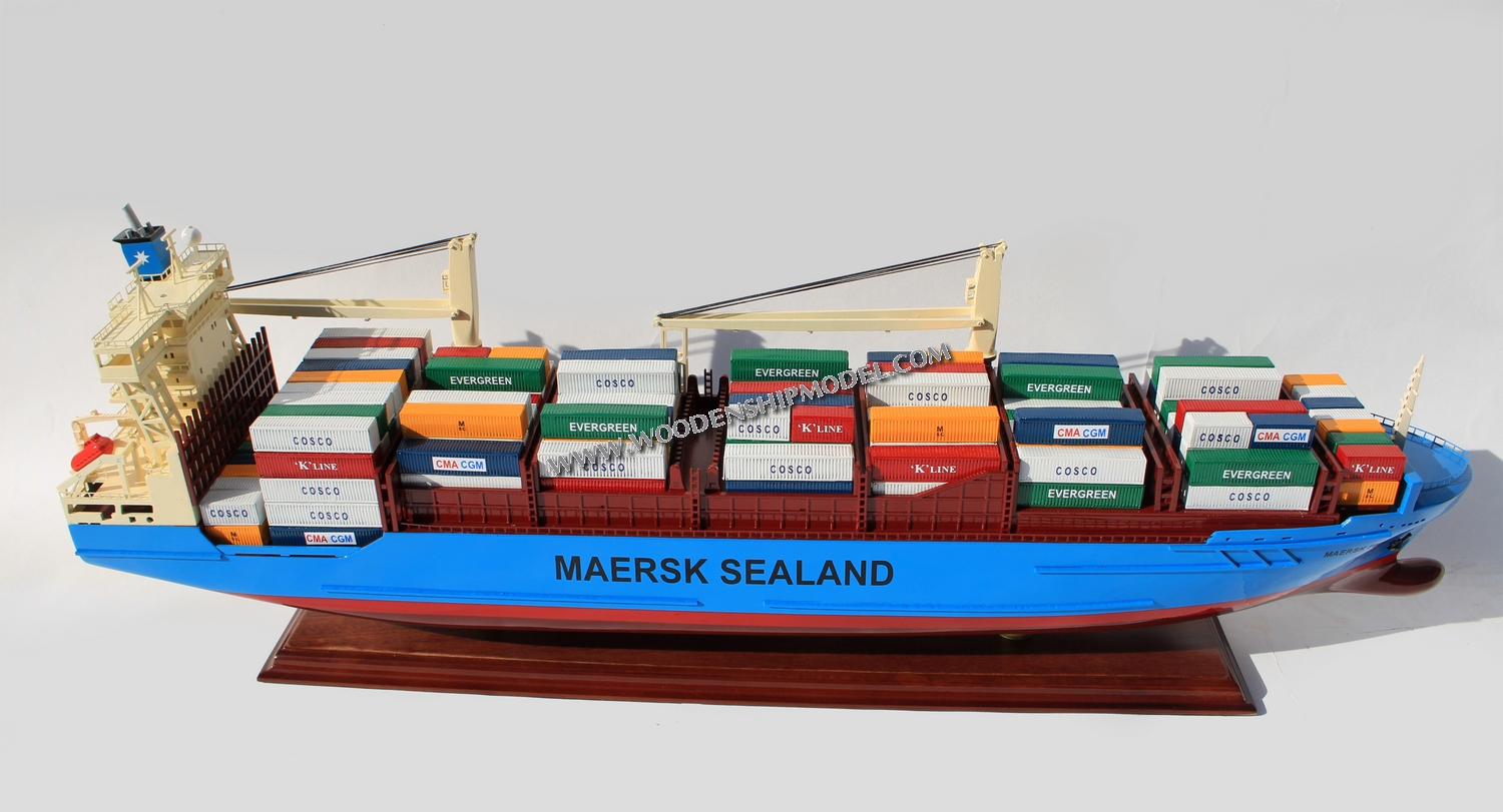 Container Ship Model Maersk Ferrol