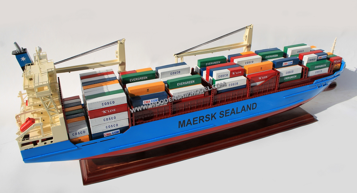 Container Ship Model Maersk Ferrol