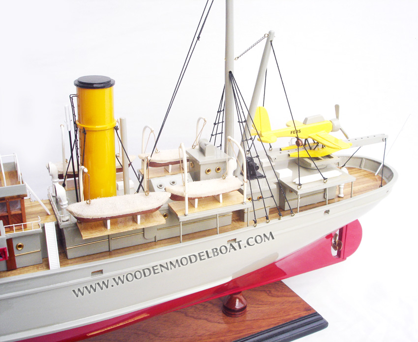 Aurora mid deck, Aurora ship model, Aurora Tintin Fiction, Aurora ship model, Aurora trawler in The Adventures of Tintin story The Shooting Star, fictional ship model Aurora, aurora Tintin ship model, model ship in Tintin comic, Tintin's ship, model ship hand made Tintin