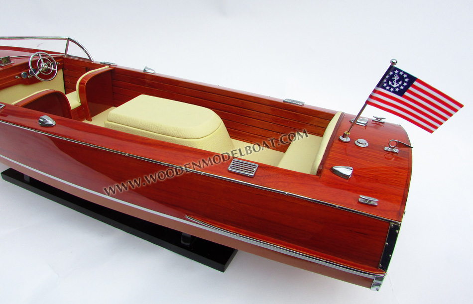 wooden model boat Chris Craft 1950, 1950 Chris Craft Sportsman Utility - Replica boat Thayer IV on Golden Pond, Chris Craft Sportsman Utility 1950 wooden model boat, Chris Craft Sportsman Utiity 1950 American speed boat, Chris Craft Sportsman Utility 1950 custom model boat, model boat sportsman 1950, wooden model boat Chris Craft Sportsman Utility 1950, Chris Craft Sportsman Utiity 1950 model boat, handcrafted Chirs Craft model boat, woodenmodelboat chris craft, chris craft model for display, chris craft boat thayer iv, american chris craft model boat, 1950 Chris Craft Barrel Back Runabout. model chris craft barrel back, Classic Chris Craft Sportsman 1950's RC ready