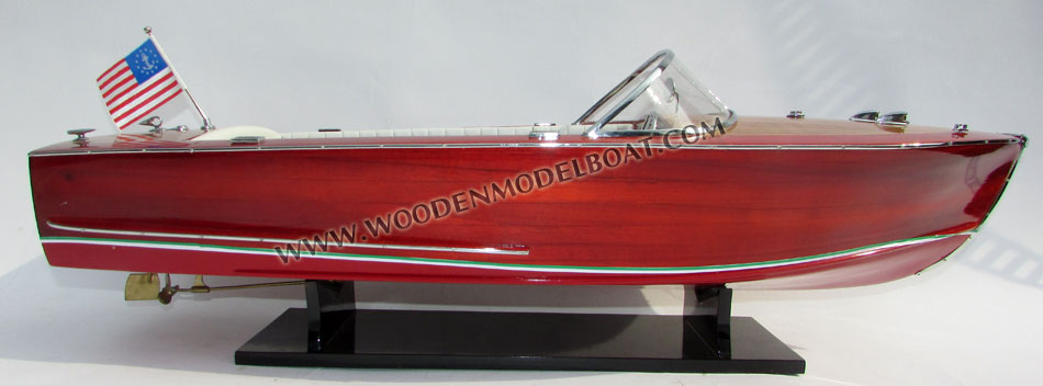 Century Resorter 1958 model, model boat Century Resorter 1958, hand-crafted Century Resorter 1958, boat Century Resorter 1958 model, wooden model boat Century Resorter 1958, Century model boat, Wodoen boat model century resorter, wooden boat ccentury, century resorter model boat, century model boat display, wood boat century resorter 1958, display model century resorter