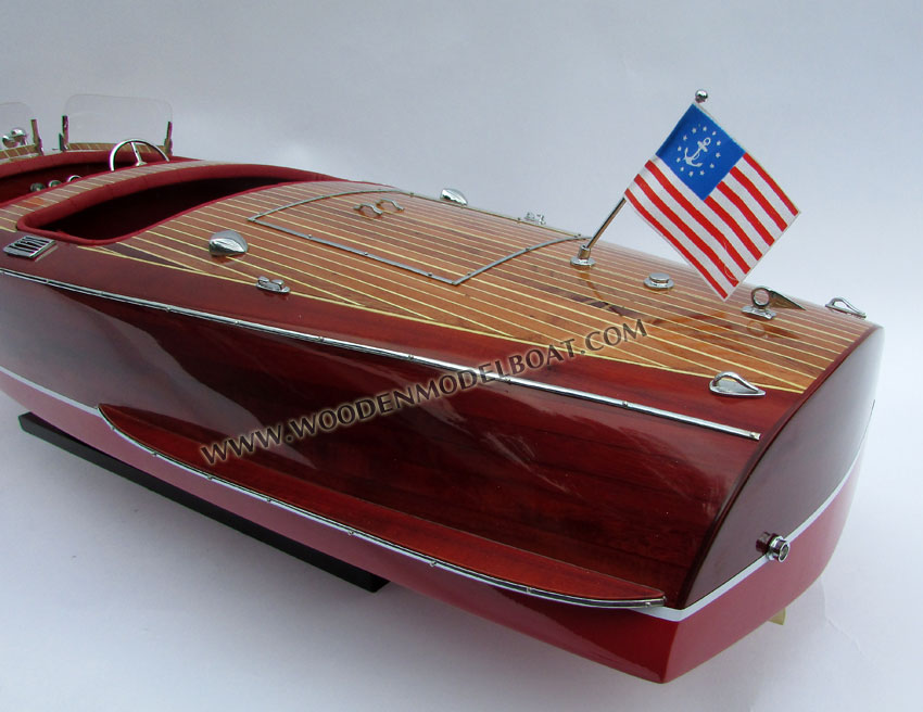 wooden model boat CHRIS CRAFT 1940, Chris Craft 1940 wooden model boat, Chris Craft 1940 American speed boat, Chris Craft 1940 custom model boat, model boat runabout 1940, wooden model boat CHRIS CRAFT runabout 1940, chris craft runabout model boat, handcrafted Chirs Craft model boat, woodenmodelboat chris craft, chris craft model for display, chris craft boat, american chris craft model boat, 1940 19' Chris Craft Barrel Back Runabout. model chris craft barrel back, Classic Chris Craft Barrel Back 1940's RC ready