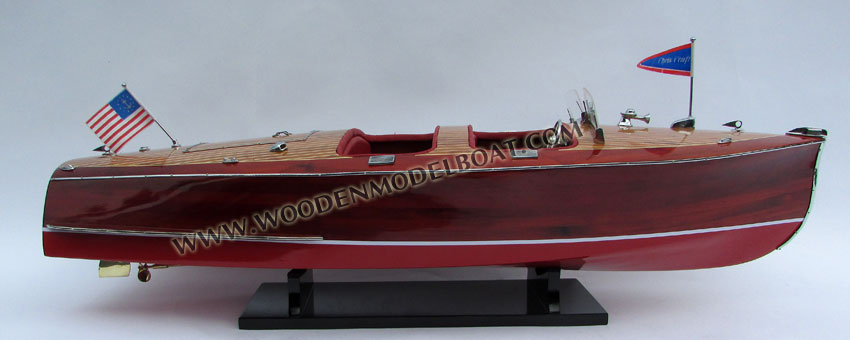 wooden model boat CHRIS CRAFT 1940, Chris Craft 1940 wooden model boat, Chris Craft 1940 American speed boat, Chris Craft 1940 custom model boat, model boat runabout 1940, wooden model boat CHRIS CRAFT runabout 1940, chris craft runabout model boat, handcrafted Chirs Craft model boat, woodenmodelboat chris craft, chris craft model for display, chris craft boat, american chris craft model boat, 1940 19' Chris Craft Barrel Back Runabout. model chris craft barrel back, Classic Chris Craft Barrel Back 1940's RC ready