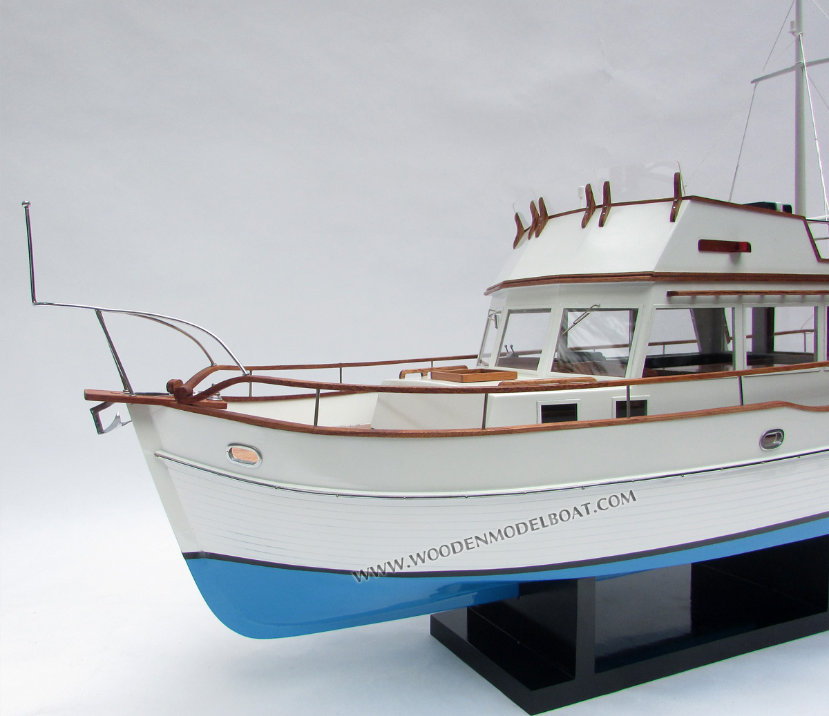 Grand Bank 32 trawler MODERN YACHT, yacht model Grand Bank 32 trawler, Hand-crafted Grand Bank 32 trawler yacht model, hand-made Grand Bank 32 trawler model, yacht model Grand Bank 32 trawler, display model Grand Bank 32 trawler, yacht model for display, Grand Bank 32 trawler cayman island yacht model, hand-made yacht model Grand Bank 32 trawler, Grand Bank 32 trawler for display, Grand Bank 32 trawler luxury yacht