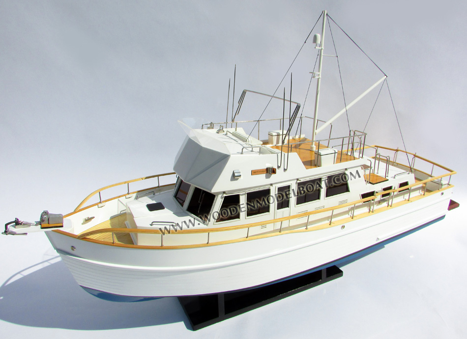 Grand Bank 42 trawler MODERN YACHT, yacht model Grand Bank 42 trawler, Hand-crafted Grand Bank 42 trawler yacht model, hand-made Grand Bank 42 trawler model, yacht model Grand Bank 42 trawler, display model Grand Bank 42 trawler, yacht model for display, Grand Bank 42 trawler cayman island yacht model, hand-made yacht model Grand Bank 42 trawler, Grand Bank 42 trawler for display, Grand Bank 42 trawler luxury yacht