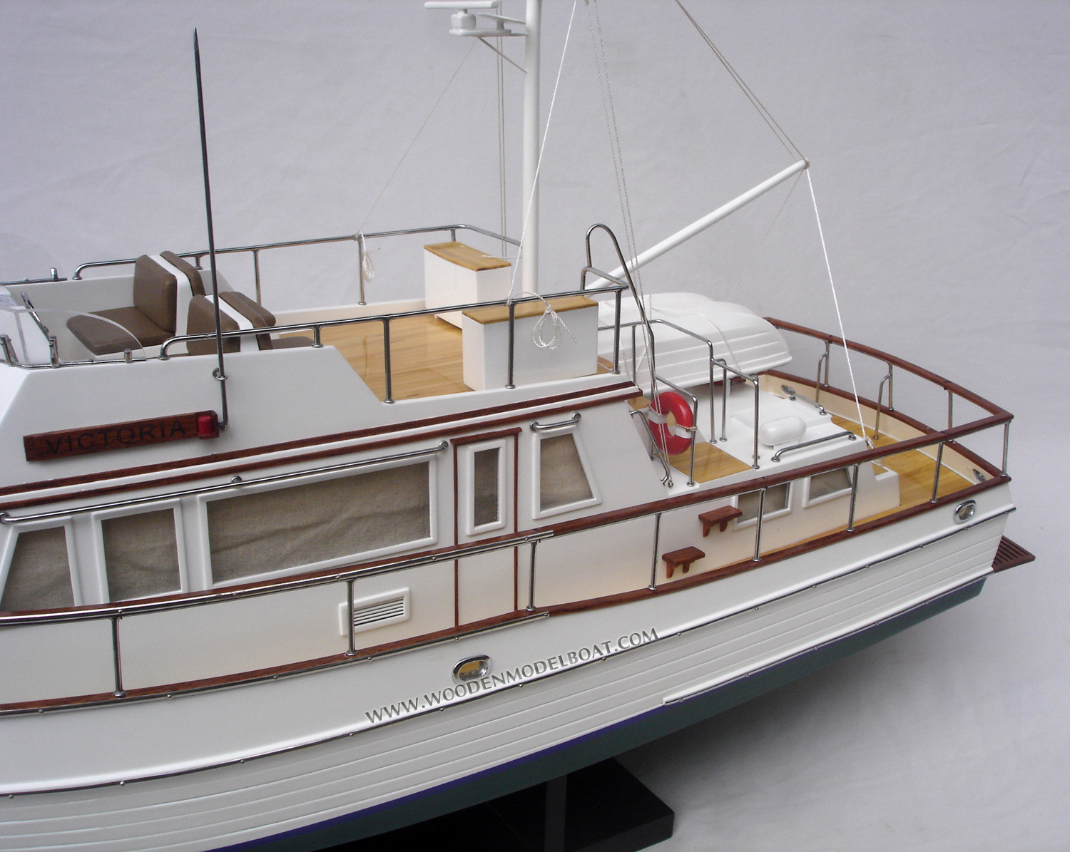 Grand Bank 42 trawler MODERN YACHT, yacht model Grand Bank 42 trawler, Hand-crafted Grand Bank 42 trawler yacht model, hand-made Grand Bank 42 trawler model, yacht model Grand Bank 42 trawler, display model Grand Bank 42 trawler, yacht model for display, Grand Bank 42 trawler cayman island yacht model, hand-made yacht model Grand Bank 42 trawler, Grand Bank 42 trawler for display, Grand Bank 42 trawler luxury yacht