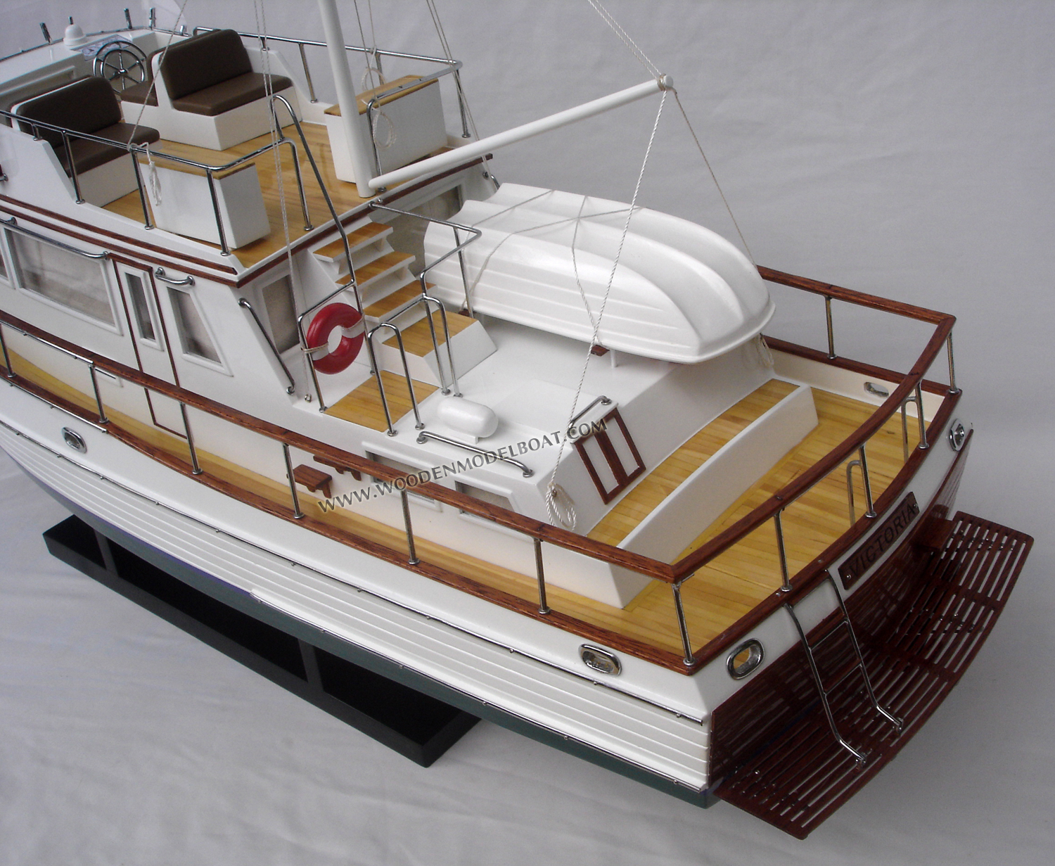 Grand Bank 42 trawler MODERN YACHT, yacht model Grand Bank 42 trawler, Hand-crafted Grand Bank 42 trawler yacht model, hand-made Grand Bank 42 trawler model, yacht model Grand Bank 42 trawler, display model Grand Bank 42 trawler, yacht model for display, Grand Bank 42 trawler cayman island yacht model, hand-made yacht model Grand Bank 42 trawler, Grand Bank 42 trawler for display, Grand Bank 42 trawler luxury yacht