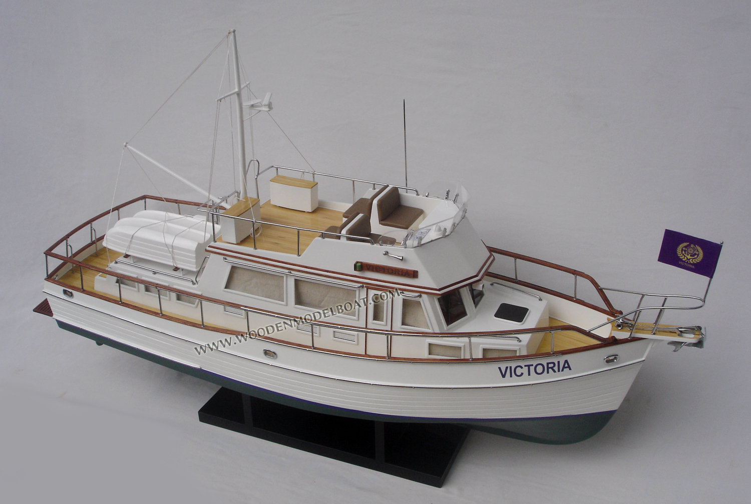 Grand Bank 42 trawler MODERN YACHT, yacht model Grand Bank 42 trawler, Hand-crafted Grand Bank 42 trawler yacht model, hand-made Grand Bank 42 trawler model, yacht model Grand Bank 42 trawler, display model Grand Bank 42 trawler, yacht model for display, Grand Bank 42 trawler cayman island yacht model, hand-made yacht model Grand Bank 42 trawler, Grand Bank 42 trawler for display, Grand Bank 42 trawler luxury yacht