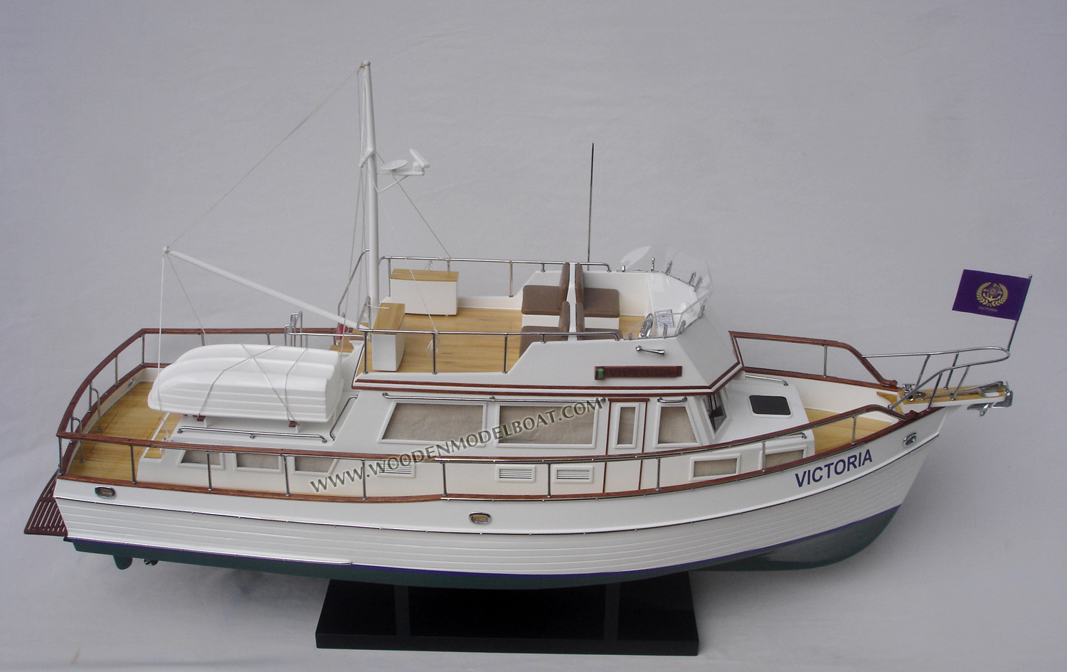 Grand Bank 42 trawler MODERN YACHT, yacht model Grand Bank 42 trawler, Hand-crafted Grand Bank 42 trawler yacht model, hand-made Grand Bank 42 trawler model, yacht model Grand Bank 42 trawler, display model Grand Bank 42 trawler, yacht model for display, Grand Bank 42 trawler cayman island yacht model, hand-made yacht model Grand Bank 42 trawler, Grand Bank 42 trawler for display, Grand Bank 42 trawler luxury yacht