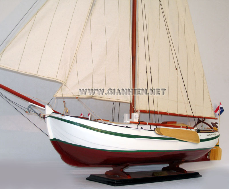 De Groene Draeck Model Ship Hull View