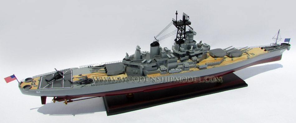 USS Iowa BB-61 war ship model, battle ship USS Iowa BB-61 model, handcrafted war ship model USS Iowa BB-61, quality model ship USS Iowa BB-61, USS Iowa BB-61 model war  ship, battle ship model New Jeysey, handmade Iowa BB-61 BB62 model ship, uss missouri, model ship uss Iowa BB-61