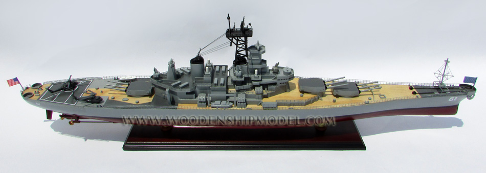 USS Iowa BB-61 war ship model, battle ship USS Iowa BB-61 model, handcrafted war ship model USS Iowa BB-61, quality model ship USS Iowa BB-61, USS Iowa BB-61 model war  ship, battle ship model New Jeysey, handmade Iowa BB-61 BB62 model ship, uss missouri, model ship uss Iowa BB-61