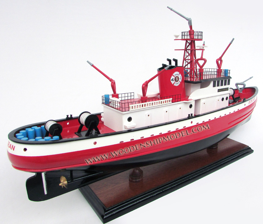 United States fireboat new york city, F.D.N.Y John D McKean fireboat model, New Yorl Fireboat model, model fireboat of new york city, John D Mc Kean ship model ready for display