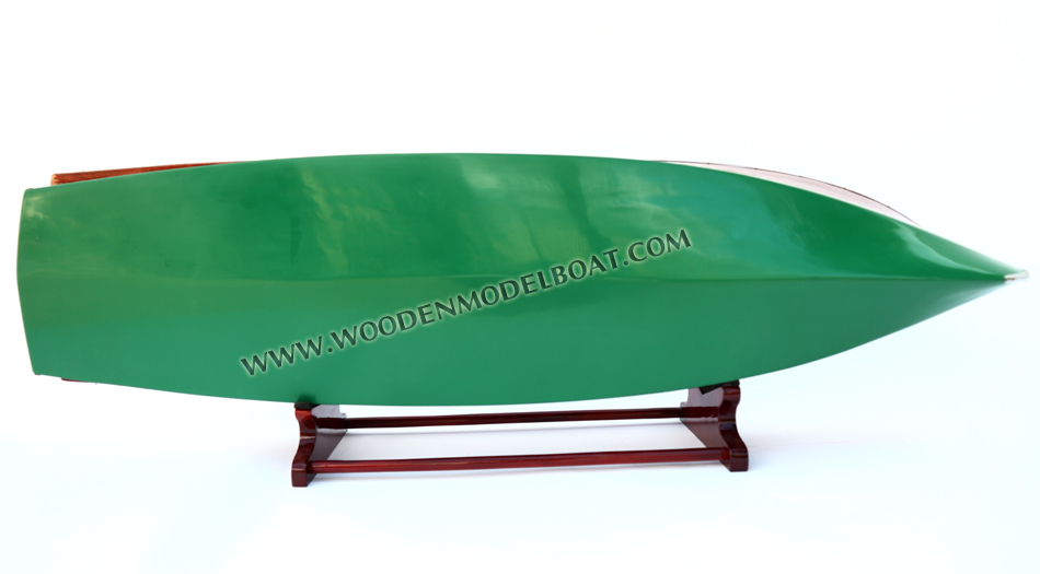 miss severn runabout, miss severn hacker runabout wood boat, Miss Severn mdoel boat, wooden model boat Miss Severn x, Miss Severn boat, hand-crafted Miss Severn model, Miss Severn classic speed boat, Miss Canada III, Miss Severn wooden model boat handicrafts, Miss Severn speed boat