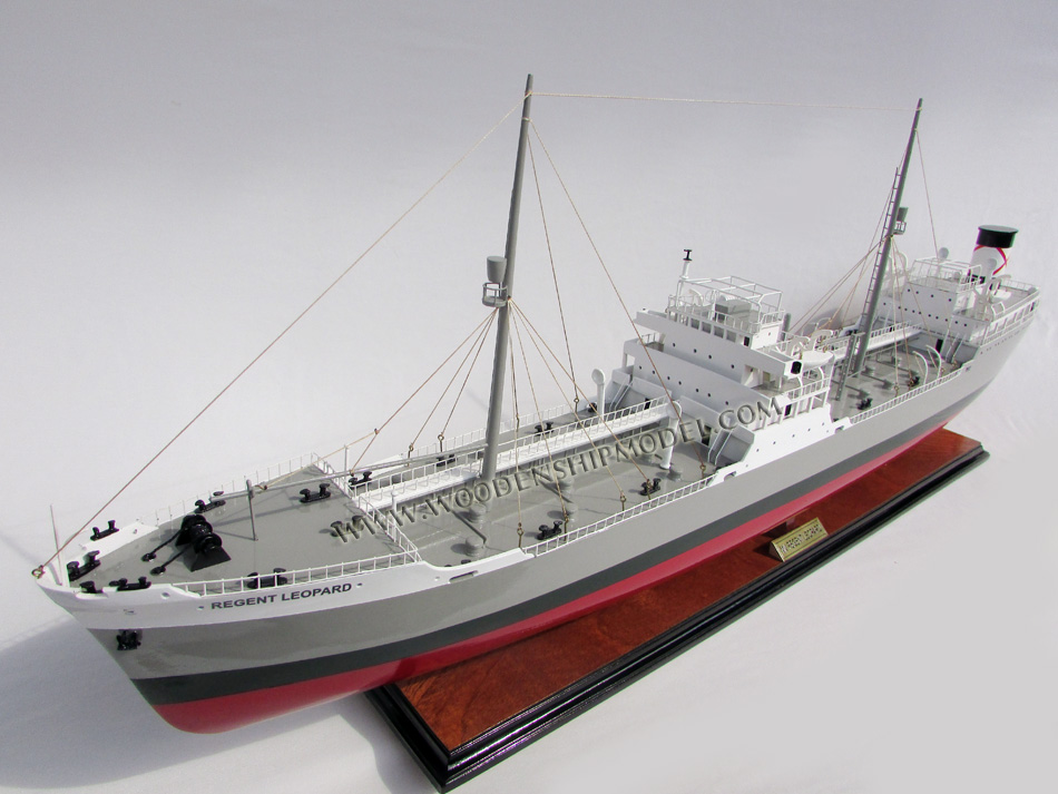 tanker model Regent Leopard, ship model Regent Leopard, model ship Regent Leopard, tanker wooden ship model, tanker model Regent Leopard, Regent Leopard tanker model, model tanker esso ship, esso tanker ship model ready for display