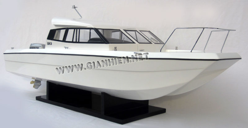 Suncat 26 twin-hull boat