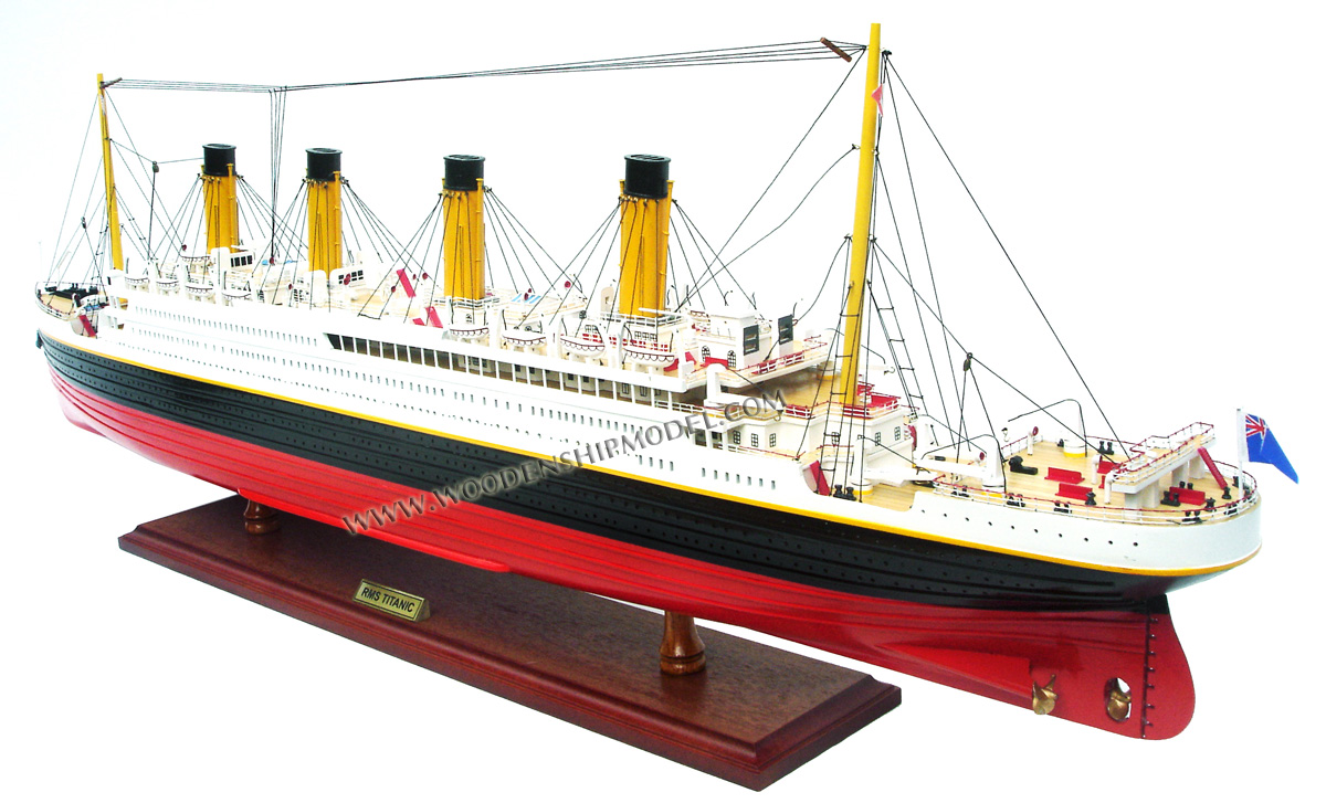 Ship Model RMS Titanic Museum Quality