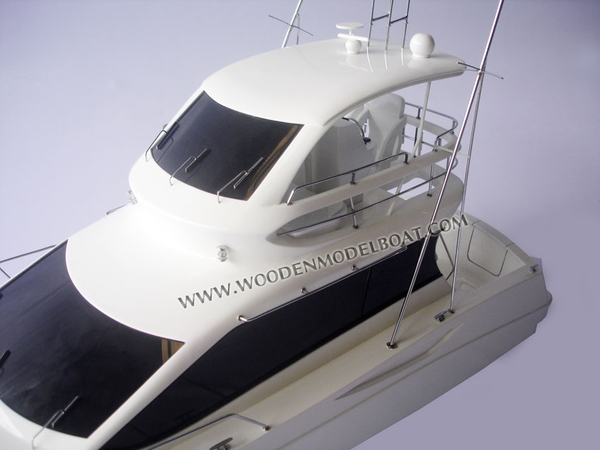 Toyota Ponam 35 yacht model 