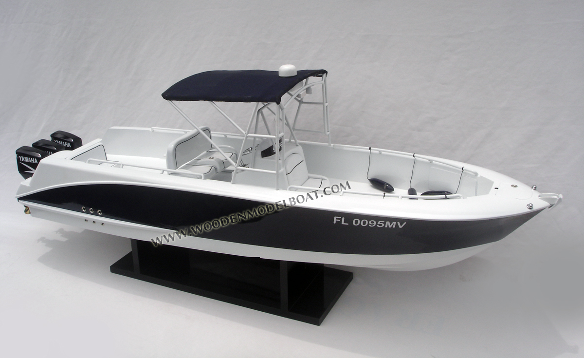 Model Yacht Yamaha Bow