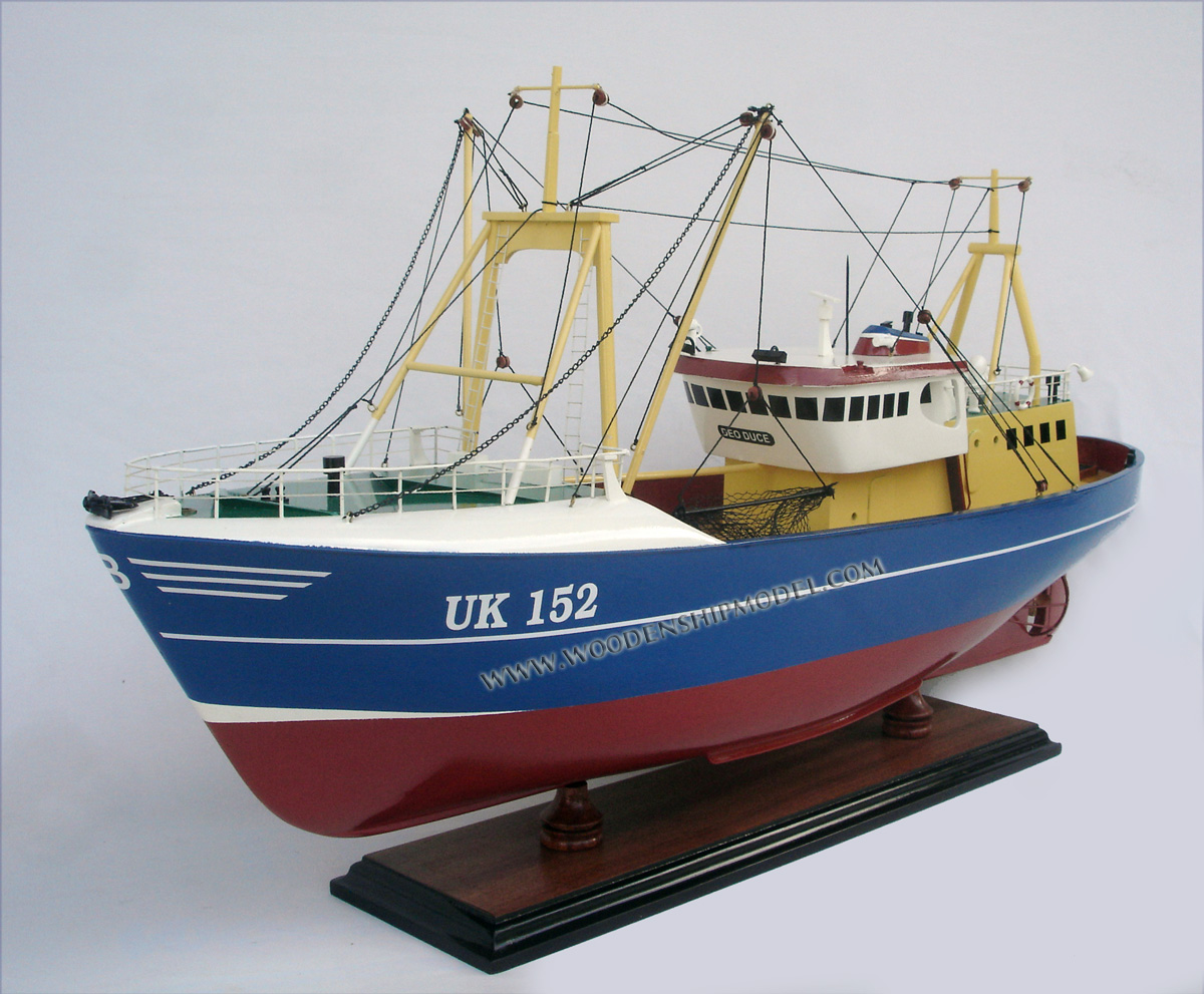 Deo Duce UK 152 model boat, Deo Duce UK 152 museum ship, Deo Duce UK 152 Netherlands, Deo Duce UK 152 tugboat model, model tug boat Deo Duce UK 152, Deo Duce UK 152 ship model ready for display, Deo Duce UK 152 Ocean-going Tug, Deo Duce UK 152 Rotterdam model ship, Deo Duce UK 152 Rotterdam model tug boat, towing boat Deo Duce UK 152 model, handcrafted Deo Duce UK 152 tug boat model, wooden model tug boat Deo Duce UK 152, wooden ship model Deo Duce UK 152</body>