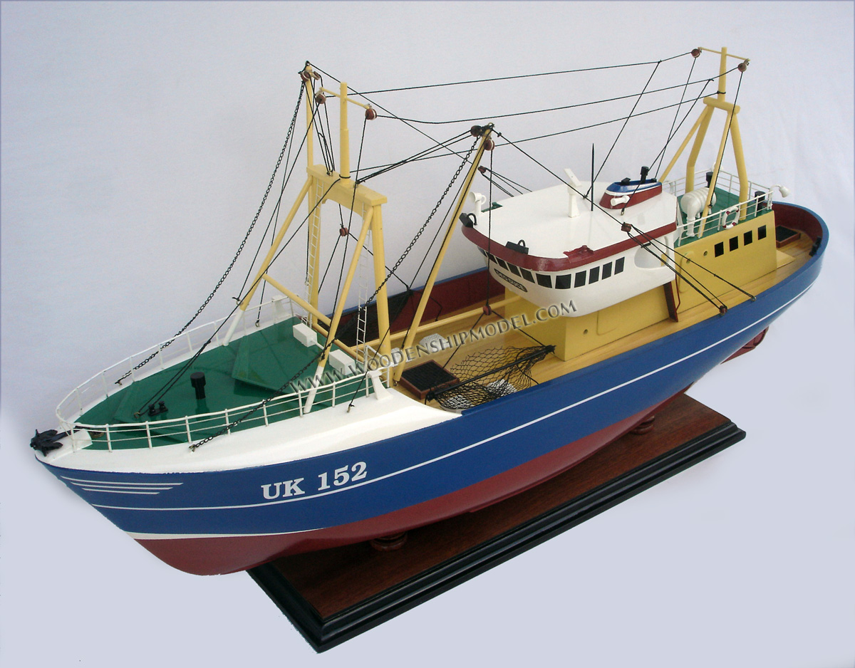 Deo Duce UK 152 model boat, Deo Duce UK 152 museum ship, Deo Duce UK 152 Netherlands, Deo Duce UK 152 tugboat model, model tug boat Deo Duce UK 152, Deo Duce UK 152 ship model ready for display, Deo Duce UK 152 Ocean-going Tug, Deo Duce UK 152 Rotterdam model ship, Deo Duce UK 152 Rotterdam model tug boat, towing boat Deo Duce UK 152 model, handcrafted Deo Duce UK 152 tug boat model, wooden model tug boat Deo Duce UK 152, wooden ship model Deo Duce UK 152</body>