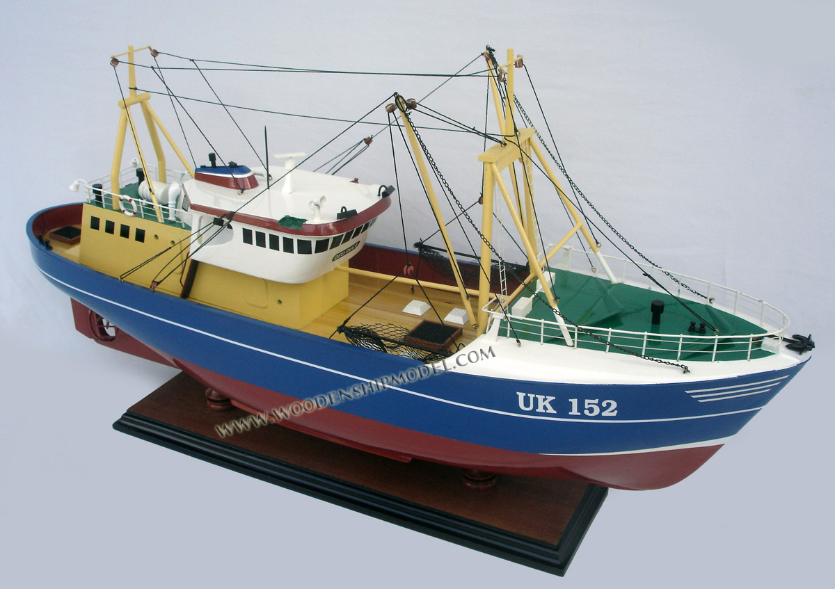 Deo Duce UK 152 model boat, Deo Duce UK 152 museum ship, Deo Duce UK 152 Netherlands, Deo Duce UK 152 tugboat model, model tug boat Deo Duce UK 152, Deo Duce UK 152 ship model ready for display, Deo Duce UK 152 Ocean-going Tug, Deo Duce UK 152 Rotterdam model ship, Deo Duce UK 152 Rotterdam model tug boat, towing boat Deo Duce UK 152 model, handcrafted Deo Duce UK 152 tug boat model, wooden model tug boat Deo Duce UK 152, wooden ship model Deo Duce UK 152</body>