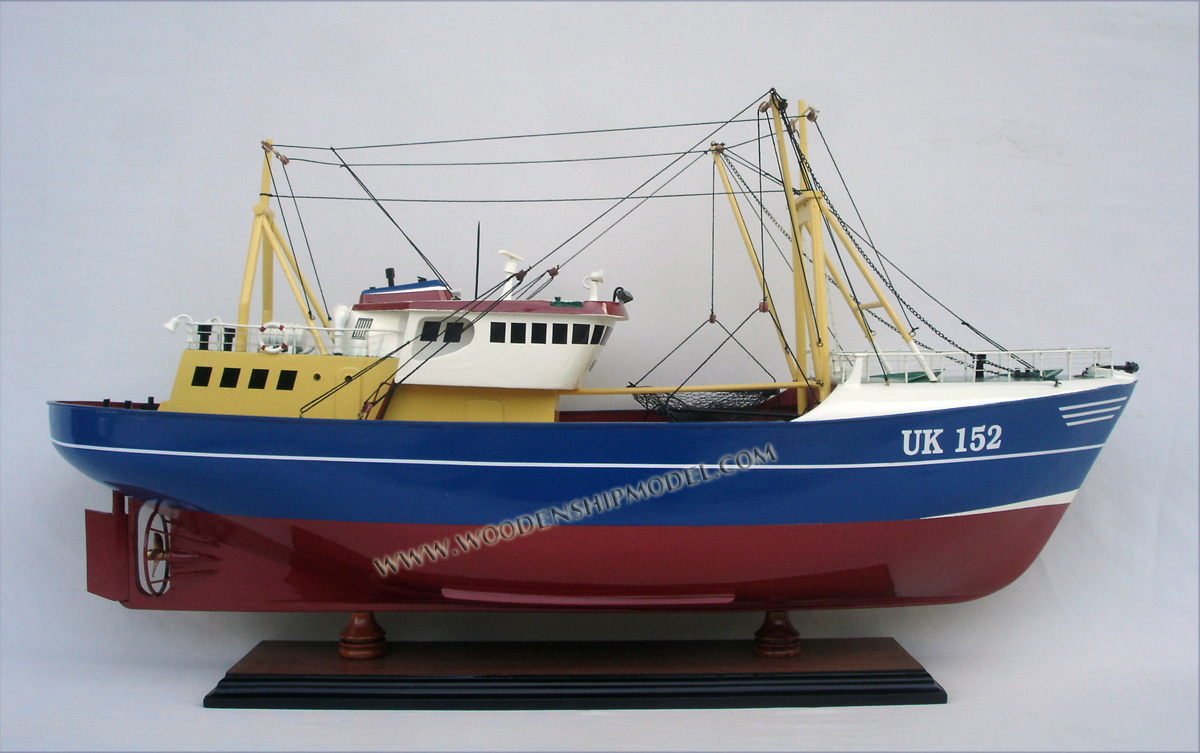 Deo Duce UK 152 model boat, Deo Duce UK 152 museum ship, Deo Duce UK 152 Netherlands, Deo Duce UK 152 tugboat model, model tug boat Deo Duce UK 152, Deo Duce UK 152 ship model ready for display, Deo Duce UK 152 Ocean-going Tug, Deo Duce UK 152 Rotterdam model ship, Deo Duce UK 152 Rotterdam model tug boat, towing boat Deo Duce UK 152 model, handcrafted Deo Duce UK 152 tug boat model, wooden model tug boat Deo Duce UK 152, wooden ship model Deo Duce UK 152</body>