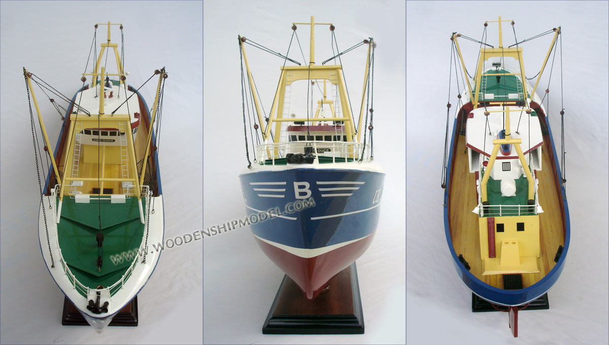 Deo Duce UK 152 model boat, Deo Duce UK 152 museum ship, Deo Duce UK 152 Netherlands, Deo Duce UK 152 tugboat model, model tug boat Deo Duce UK 152, Deo Duce UK 152 ship model ready for display, Deo Duce UK 152 Ocean-going Tug, Deo Duce UK 152 Rotterdam model ship, Deo Duce UK 152 Rotterdam model tug boat, towing boat Deo Duce UK 152 model, handcrafted Deo Duce UK 152 tug boat model, wooden model tug boat Deo Duce UK 152, wooden ship model Deo Duce UK 152</body>