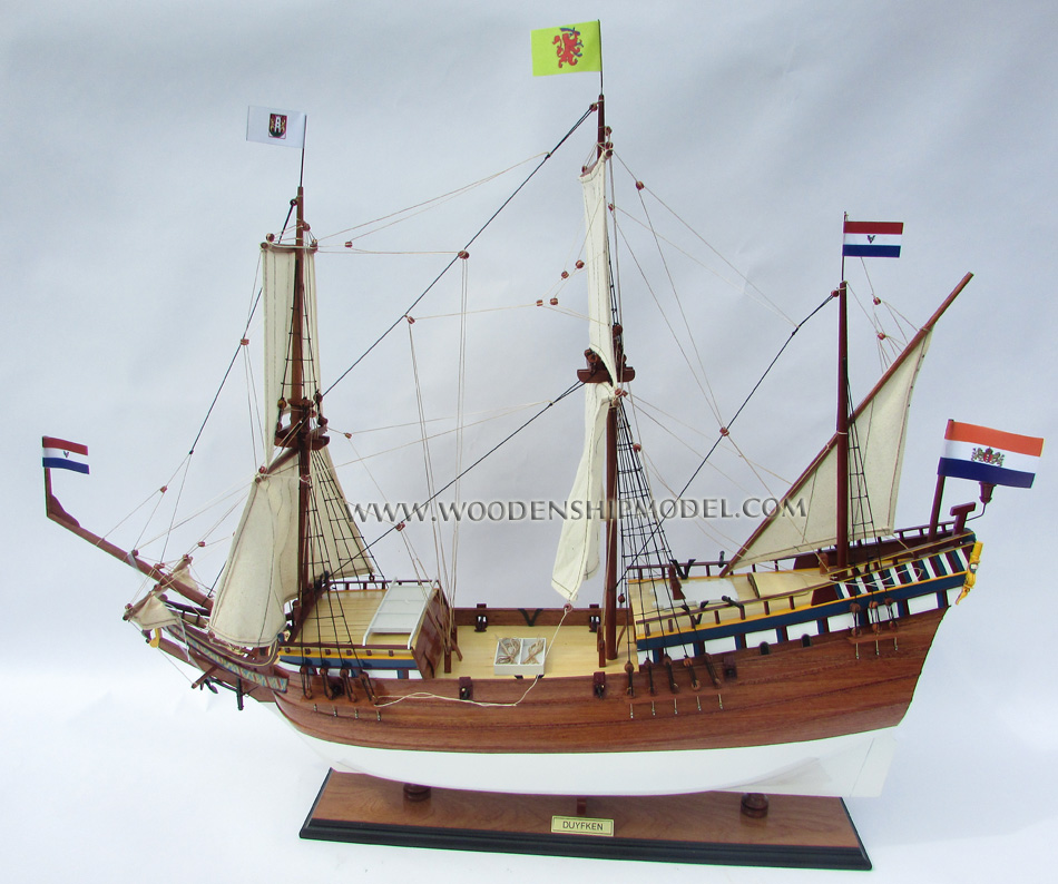 Duyfken Ship Model bow view, Duyfken, Duyfken tall ship, Duyfken historic ship, Duyfken wooden model ship, Duyfken model handicrafted ship, Duyfken model handicraft boat, wooden model boat handicraft Duyfken, Duyfken model historic ship, Duyfken model handicrafted ship