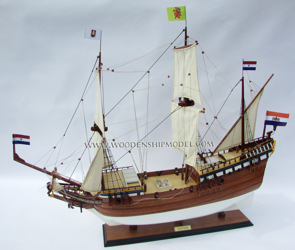 Duyfken Ship Model  figure head, Duyfken, Duyfken tall ship, Duyfken historic ship, Duyfken wooden model ship, Duyfken model handicrafted ship, Duyfken model handicraft boat, wooden model boat handicraft Duyfken, Duyfken model historic ship, Duyfken model handicrafted ship