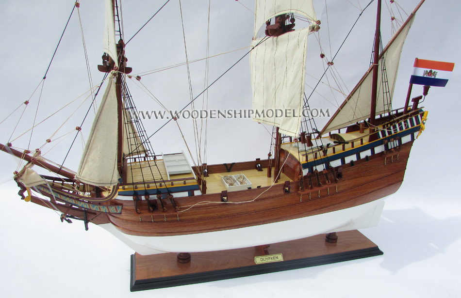 Duyfken, Duyfken tall ship, Duyfken historic ship, Duyfken wooden model ship, Duyfken model handicrafted ship, Duyfken model handicraft boat, wooden model boat handicraft Duyfken, Duyfken model historic ship, Duyfken model handicrafted ship