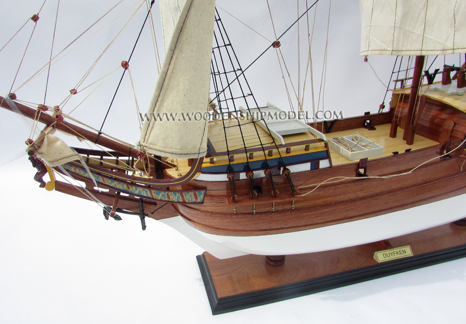 Duyfken, Duyfken tall ship, Duyfken historic ship, Duyfken wooden model ship, Duyfken model handicrafted ship, Duyfken model handicraft boat, wooden model boat handicraft Duyfken, Duyfken model historic ship, Duyfken model handicrafted ship