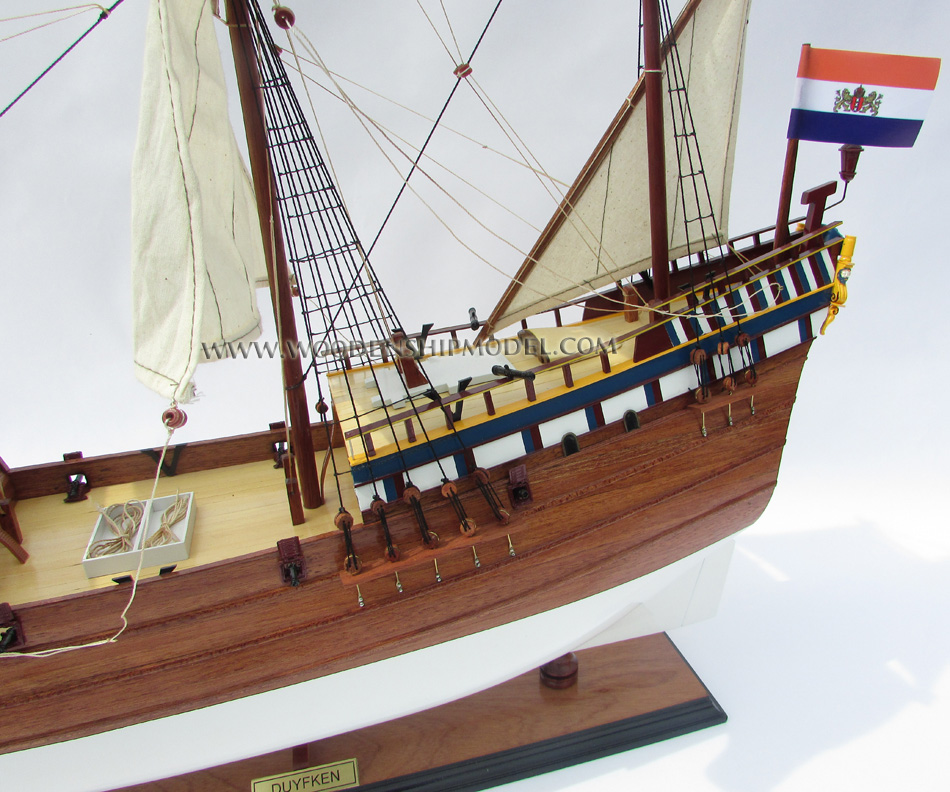 Duyfken, Duyfken tall ship, Duyfken historic ship, Duyfken wooden model ship, Duyfken model handicrafted ship, Duyfken model handicraft boat, wooden model boat handicraft Duyfken, Duyfken model historic ship, Duyfken model handicrafted ship