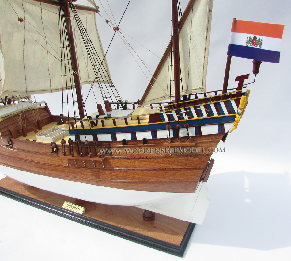 Duyfken Ship Model, Duyfken, Duyfken tall ship, Duyfken historic ship, Duyfken wooden model ship, Duyfken model handicrafted ship, Duyfken model handicraft boat, wooden model boat handicraft Duyfken, Duyfken model historic ship, Duyfken model handicrafted ship