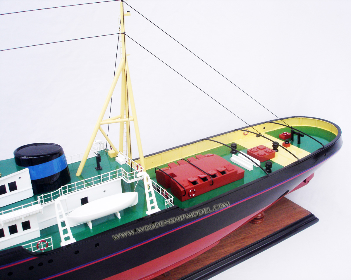 Elbe model boat, Elbe museum ship, Elbe Netherlands, Elbe tugboat model, model tug boat Elbe, Elbe ship model ready for display, Elbe Ocean-going Tug, Elbe Rotterdam model ship, Elbe Rotterdam model tug boat, towing boat Elbe model, handcrafted Elbe tug boat model, wooden model tug boat Elbe, wooden ship model Elbe