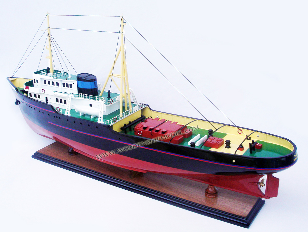 Elbe model boat, Elbe museum ship, Elbe Netherlands, Elbe tugboat model, model tug boat Elbe, Elbe ship model ready for display, Elbe Ocean-going Tug, Elbe Rotterdam model ship, Elbe Rotterdam model tug boat, towing boat Elbe model, handcrafted Elbe tug boat model, wooden model tug boat Elbe, wooden ship model Elbe