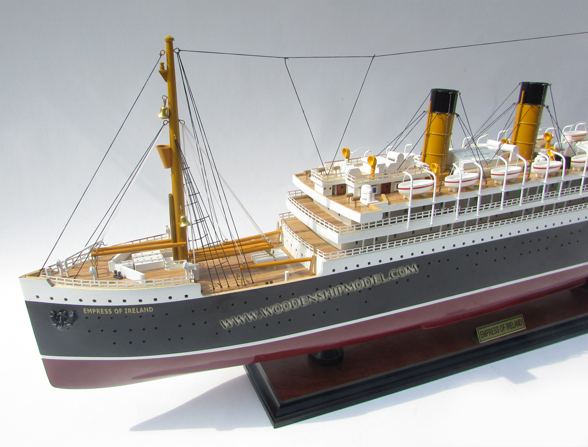 EMPRESS OF IRELAND, EMPRESS OF BRITAIN, scale Empress of Ireland model ship, ship model Empress of Ireland, wooden ship model Empress of Ireland, hand-made ship model Empress of Ireland with lights, display ship model Empress of Ireland, Empress of Ireland model