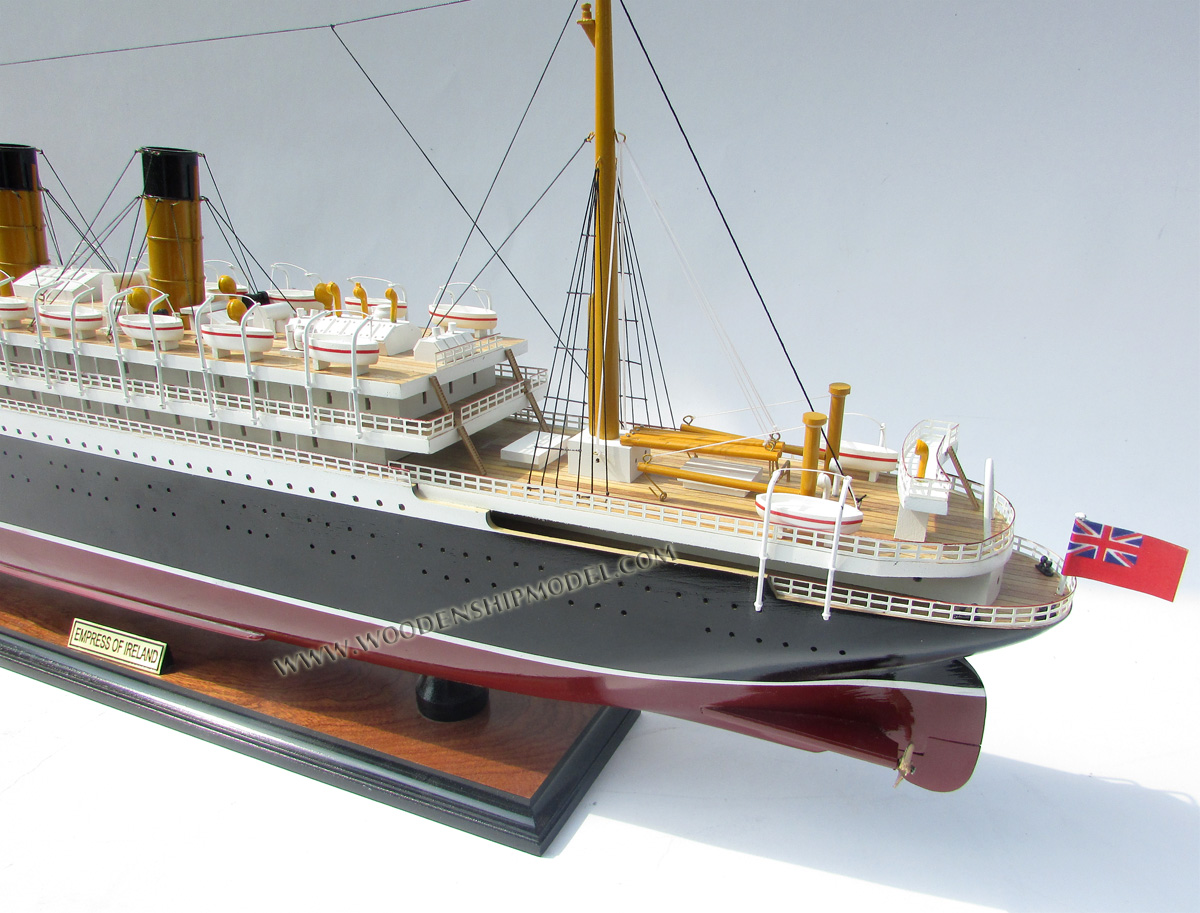 EMPRESS OF IRELAND, EMPRESS OF BRITAIN, scale Empress of Ireland model ship, ship model Empress of Ireland, wooden ship model Empress of Ireland, hand-made ship model Empress of Ireland with lights, display ship model Empress of Ireland, Empress of Ireland model